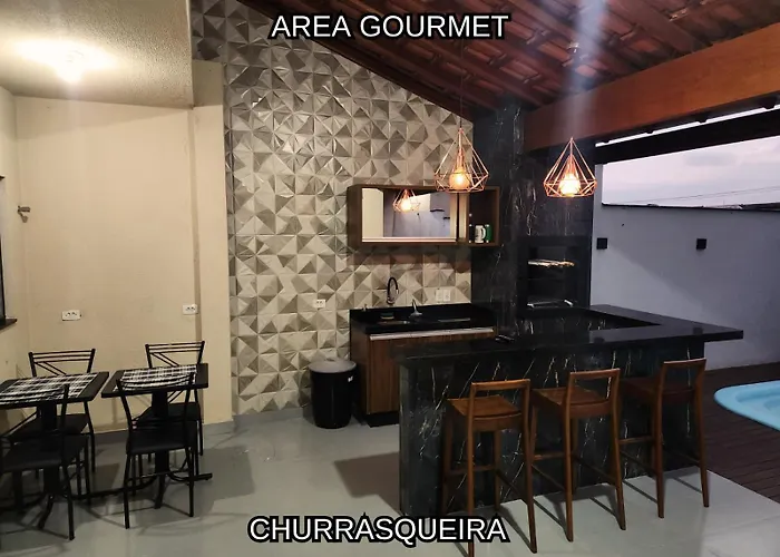 Casa com Piscina