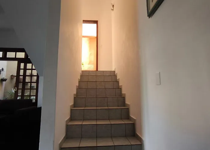 Casa Agradável, Arejada, Espaçosa, Perto de Tudo e Para até 20 Pessoas